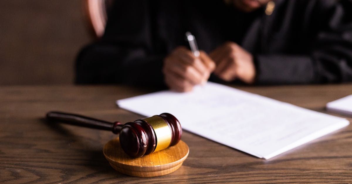 découvrez des services juridiques de qualité avec nos avocats spécialisés. que ce soit pour des conseils juridiques, des litiges ou des contrats, notre équipe d'experts est là pour vous accompagner. protégez vos droits avec un avocat compétent à vos côtés.