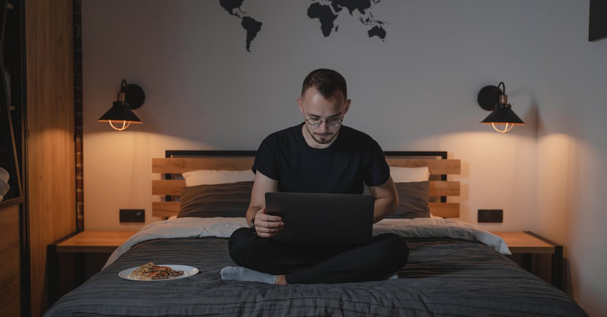 découvrez les avantages et les meilleures pratiques du télétravail. apprenez comment optimiser votre productivité, gérer votre équilibre vie professionnelle-vie privée et tirer parti des outils numériques pour un travail à distance efficace.