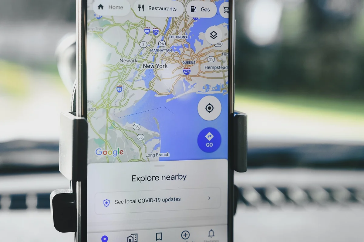 Découvrez comment utiliser l'altimètre Google Map pour vos randonnées en 2026